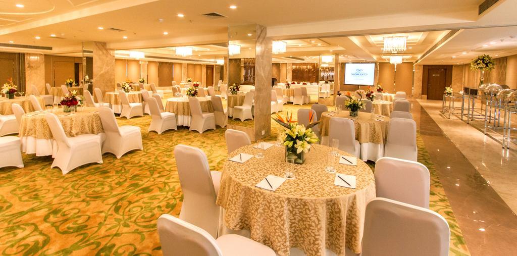 Deventure Sarovar Portico Kapashera, New Delhi Εξωτερικό φωτογραφία